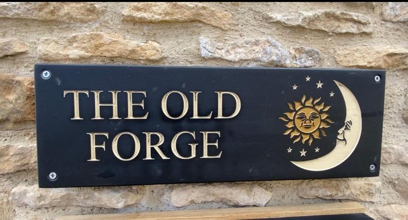 Colerne Folly Cottage & The Old Forge מראה חיצוני תמונה